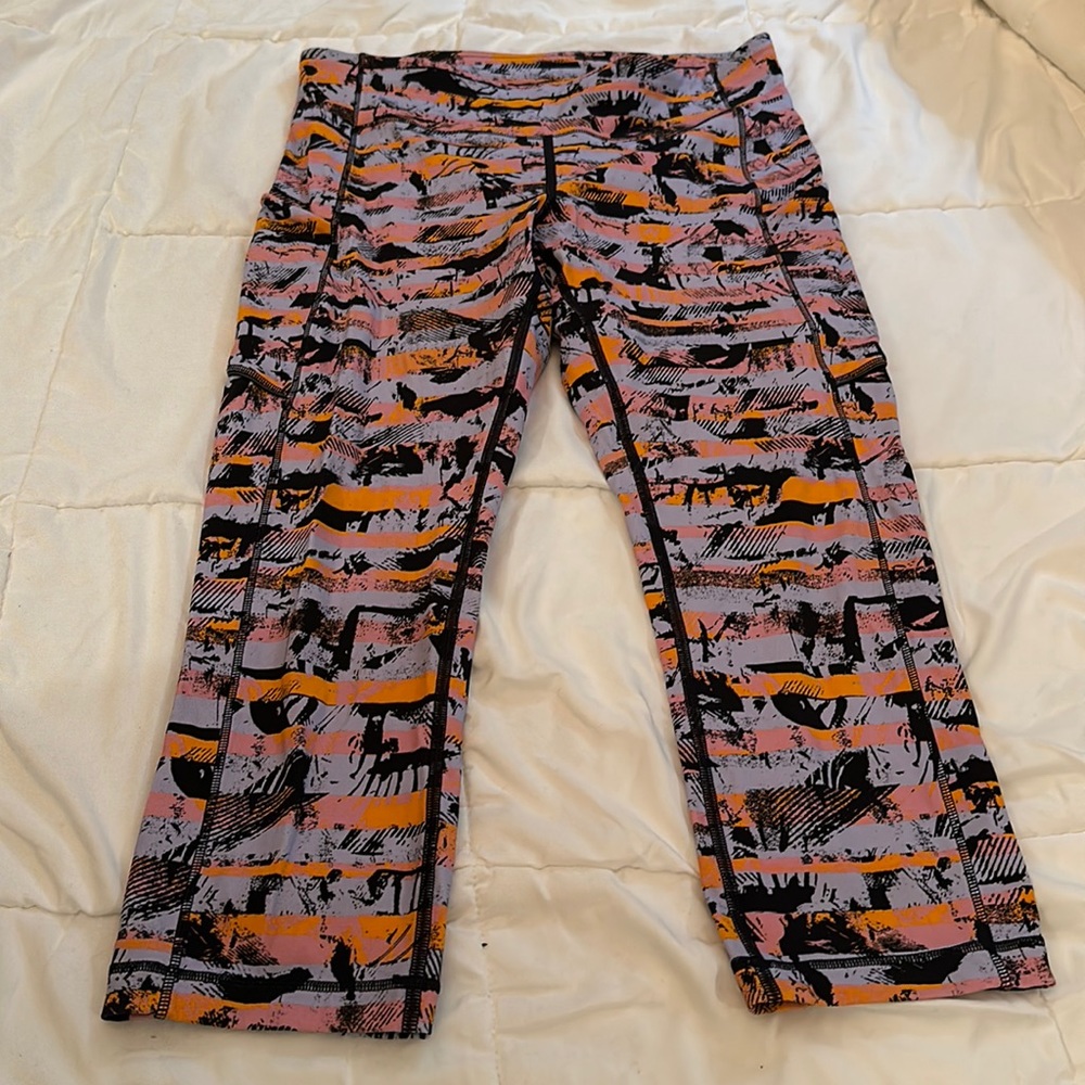 Lululemon Capri Leggings Size 8